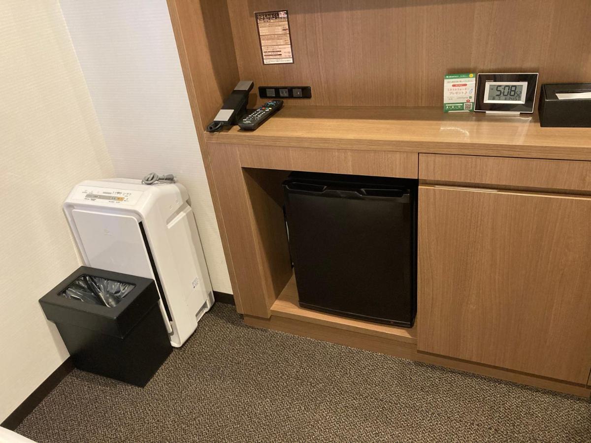 Y'S Hotel Shin Osaka Exteriör bild